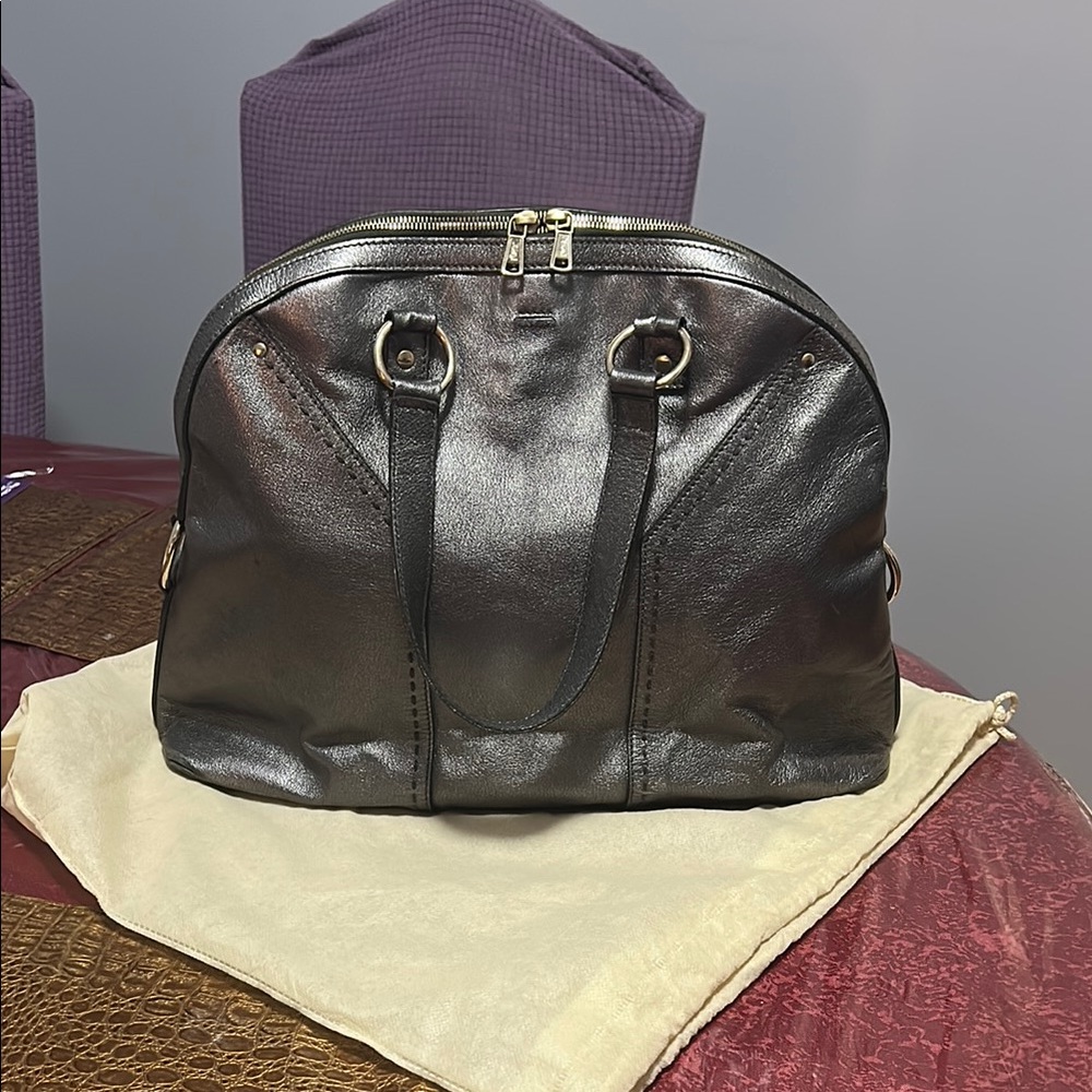SOLD❤️Authentic YSL  Muse Leather Bag
